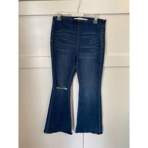 Tinseltown‎ size 11